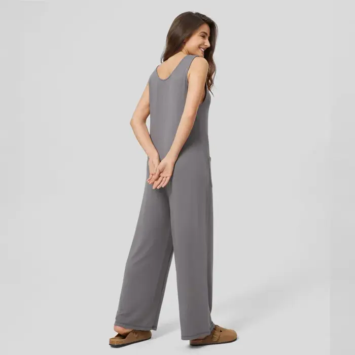 Wholesale-loose-fit-jumpsuits.jpg
